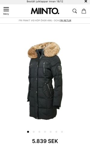 Rock N blue vinter jacka  - Säljer den här varma och fina vinter jackan. Äkta kanin päls. Har använt den ett år gånger men den ser helt ny ut. Köpte den för 3 år sen för 5800kr.