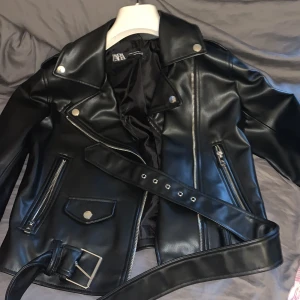 Skinn jacka - Fint skik