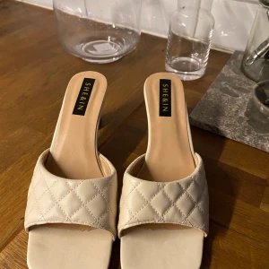 Klackskor - Skor från Shein, storlek 40. Knappt använda 