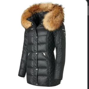 Rockandblue jacka  -  Har denna rockandblue Jack längre modell äkta päls fint skick nypris: 3999kr Storlek 36/S 