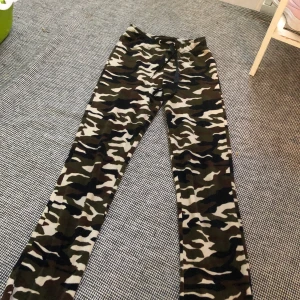 Camo pants  - Nya 