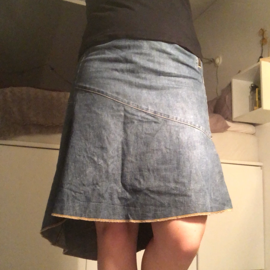 Asymmetrisk jeanskjol - 91