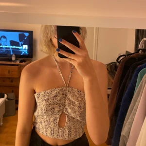 Söt topp  - Lila topp, 80kr inklusive frakt