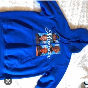 Mountage hoodie - Lånad bild! Hov1 Mercedes som inte går o köpa längre. Inte sndvänd jätte mycket och inga defekter. Säljer endast för bra pris. Skriv om du vill ha mer bilder