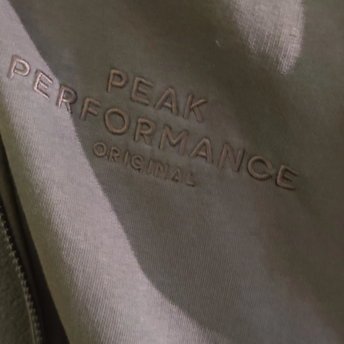 Peak Performance Zip-up - 91