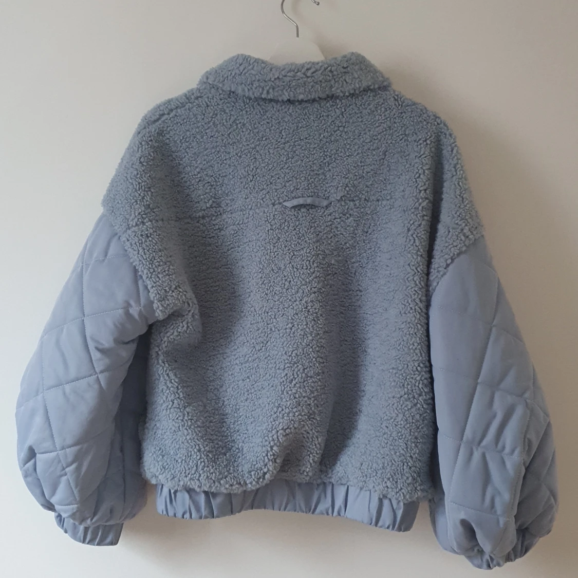 Babyblå teddyjacka - 90