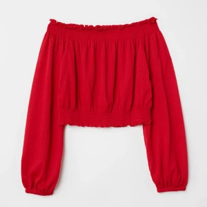 Röd off shoulder top❤️✨ - Röd off shoulder top från H&M❤️✨ Nästan oanvänd och väldigt töjbar! Storlek XS/S😊