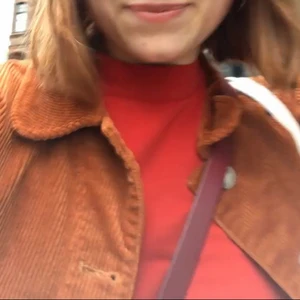 Brun Manchesterjacka 🤎 - Så vårig och snygg manchesterjacka! I mycket bra skick. 