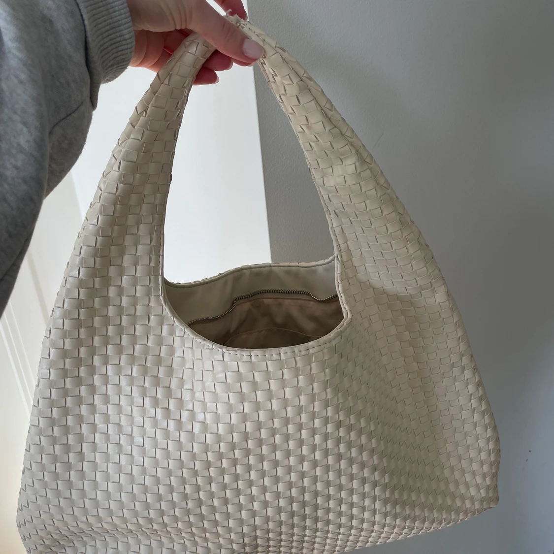 Bottega inspirerad väska från NA-KD