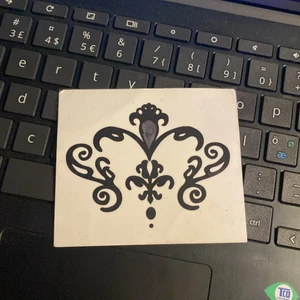 Ariana Grabde Tatuering - Ariana Grande break free tatuering från VIP påsen när man gick på Honeymoon tour 2015. JÄTTE rare !!!!