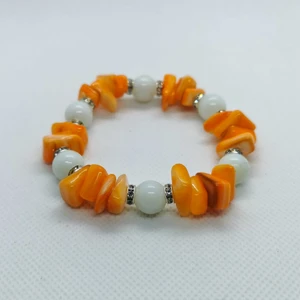 Armband - Fint pärlarmband i stretch. Frakt ingår I priset. 