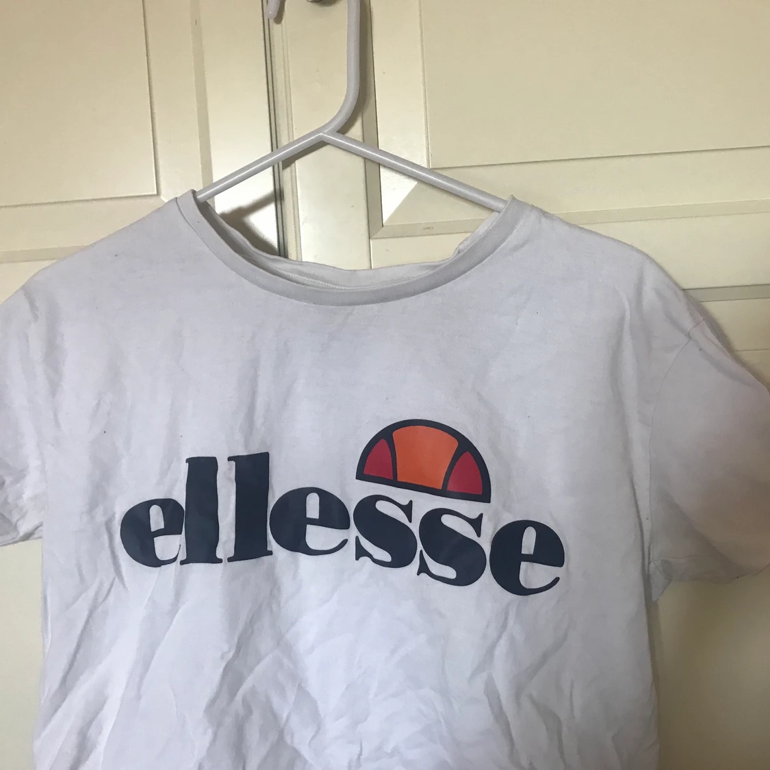 T-shirt ellesseđ„đ„â€ïžđ