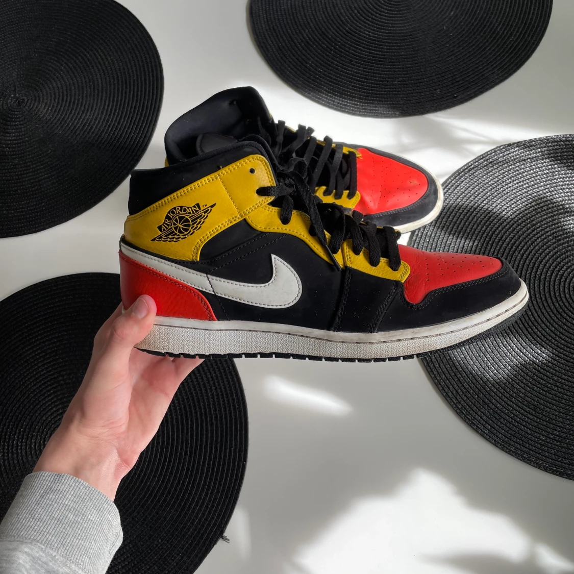 Jordan 1 Mid