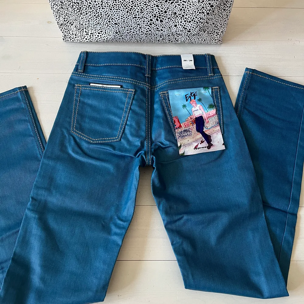 Jeans från Eytys i modellen Cypress storlek 26/34. Helt nya med alla lappar kvar, endast testade. Nypris 2000kr. . Jeans & Byxor.