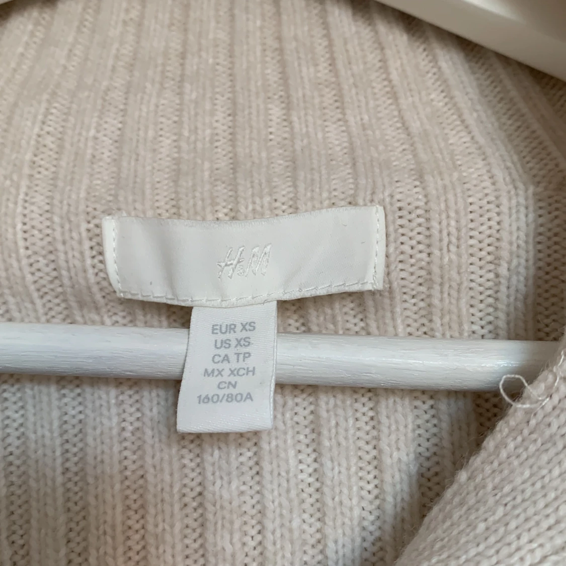 stickad klänning - 90