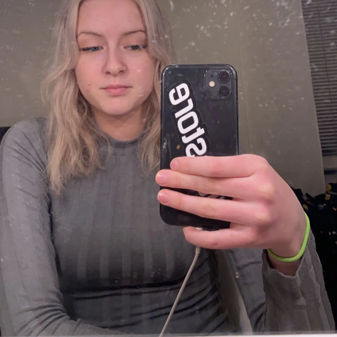 Säljer grön topp från Gina tricot 