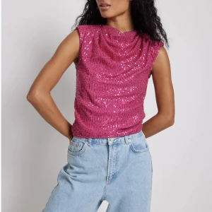 Topp - Glitter topp från nakd  använd 1 gång på nyår 