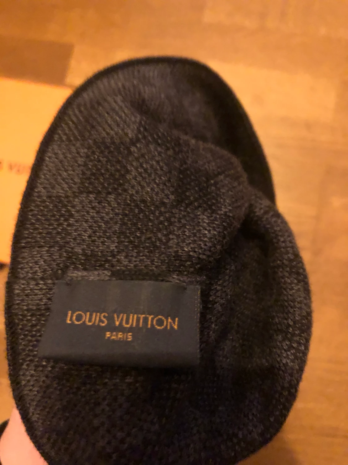 Louise Vuitton hat black - 90