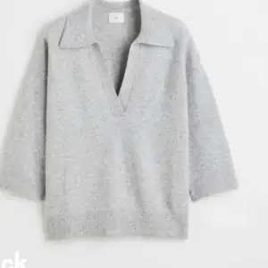 h&m stickad tröja i stl S säljer för 130+frakt💛