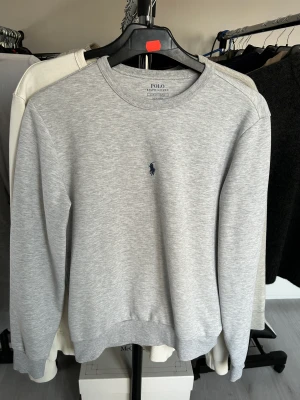 Ralph lauren tröja - Använd 3-4 gånger MAX köptes för 1200~ 