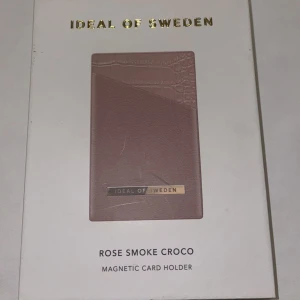 Ideal of sweden, magnetic card holder - Fint skick
