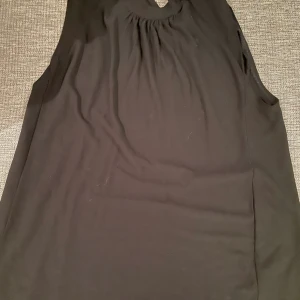 INDISKA/ MANGO / H&M - 1. Indiska medium 2. MANGO  smal 3. H&M smal ( xs )