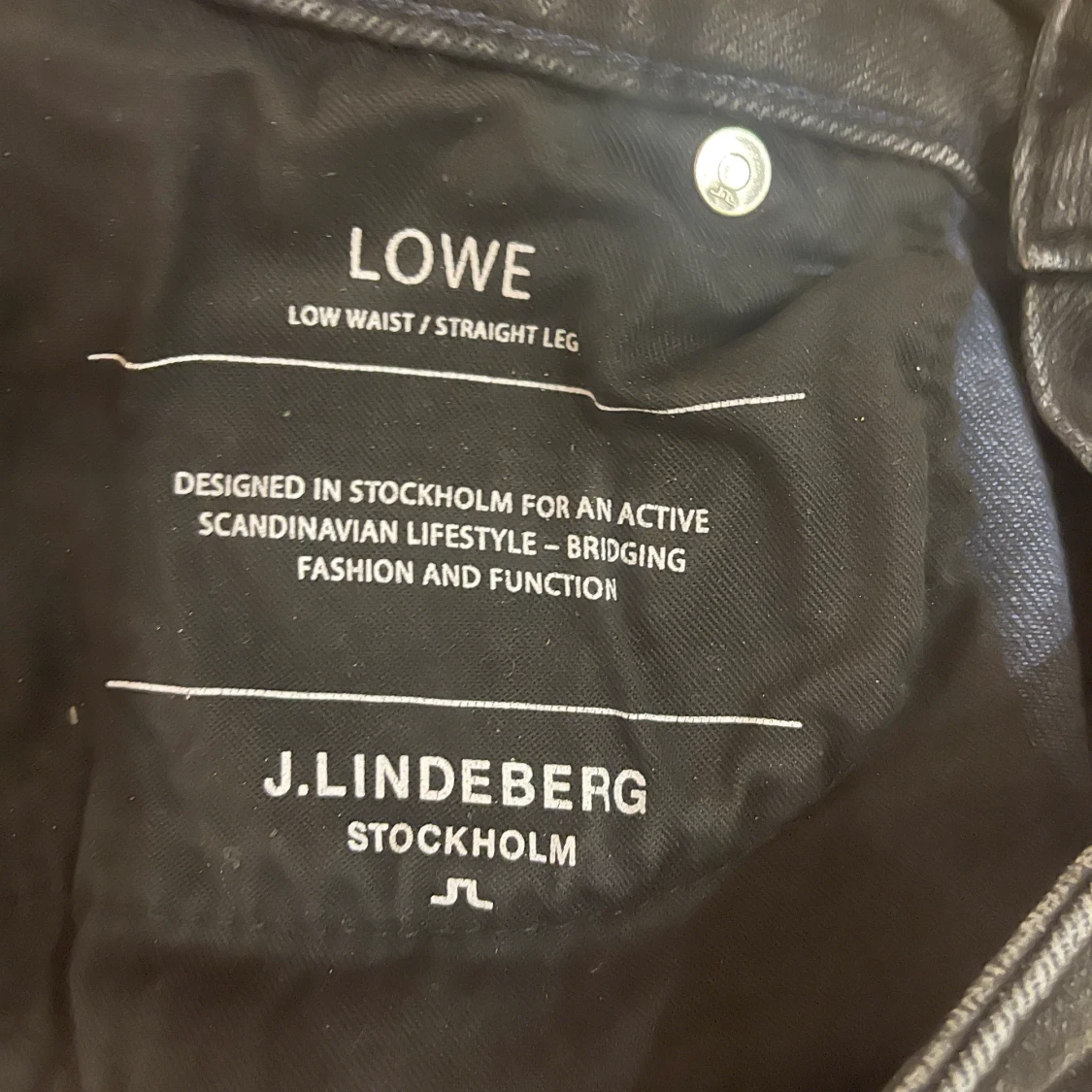 J.Lindberg svarta Jeans 25/30 låg midja - 91