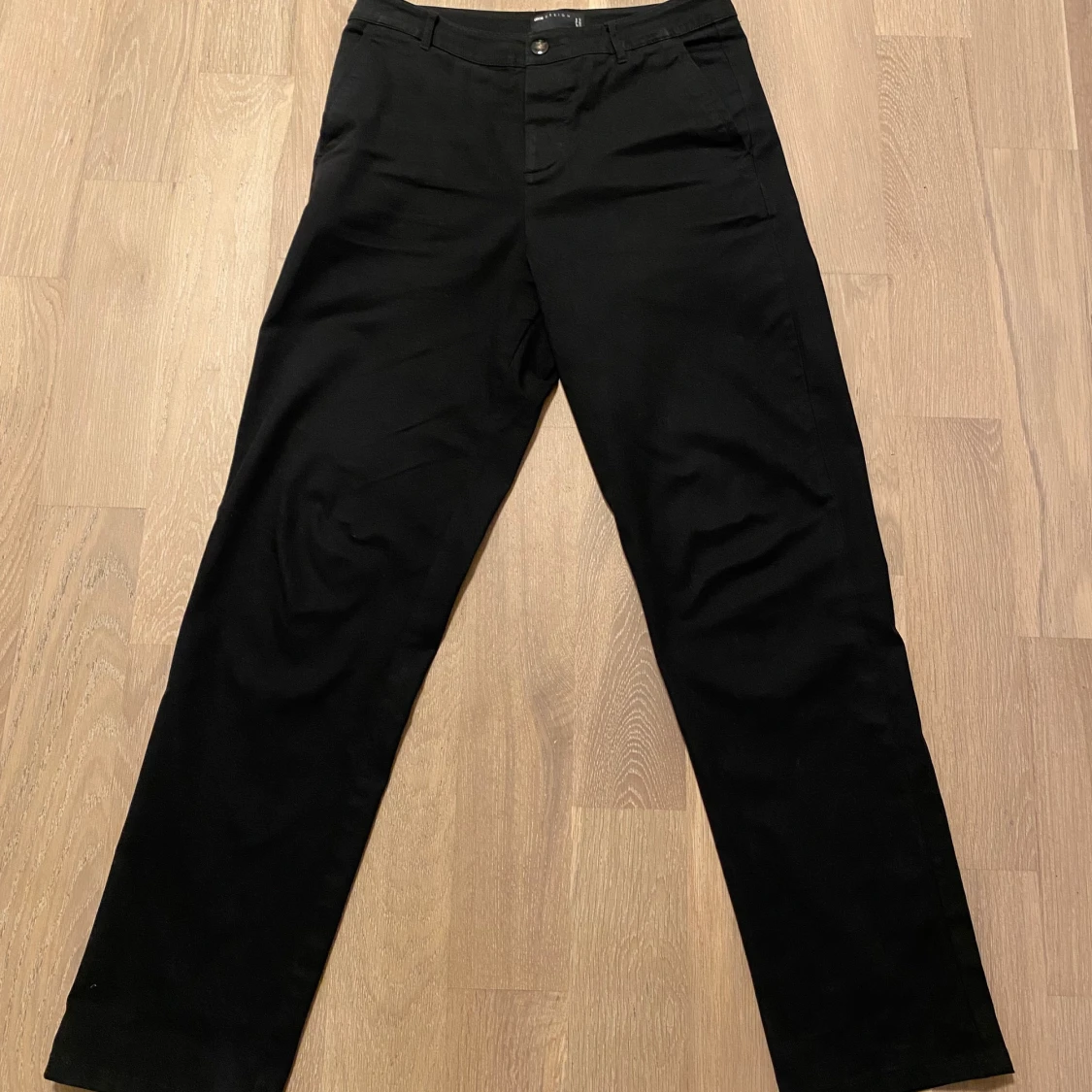 Raka svarta byxor - 90