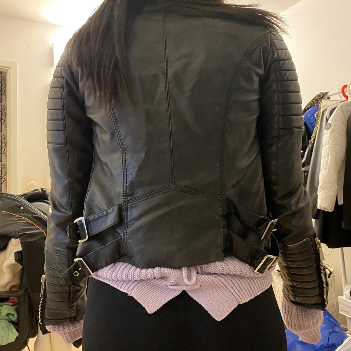 Svart skinnjacka - 90