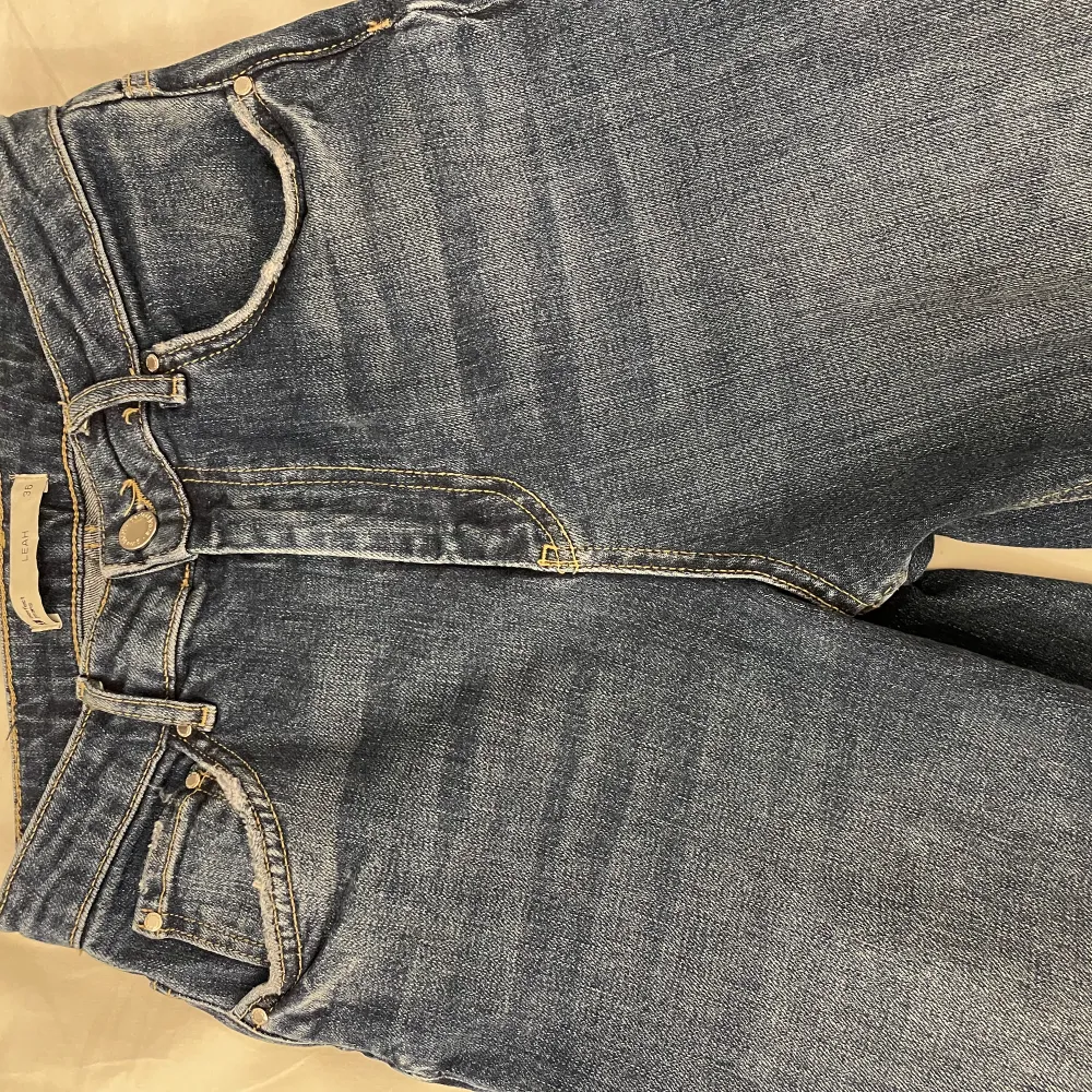 Superfina LEAH jeans från Gina Tricot, endast testade🥰. Jeans & Byxor.