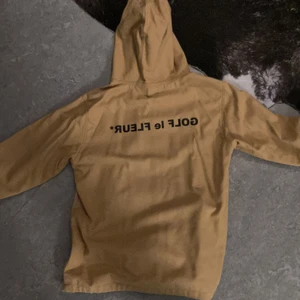 Golf le fleur x converse - Golf x converse jacka, köpt för några år sen men använd extremt fåtal gånger