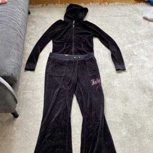 Juice cortre från 200 talet  - Super fin juice cort set från 2000 talet 