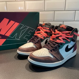 Nike Jordan High Craft 1 - Säljer mina Nike Air Jordan 1 Craft High, använda cirka 3 gånger! Orginalkartong, kvitto följer med! Köparen står för frakten! Pris diskuteras!