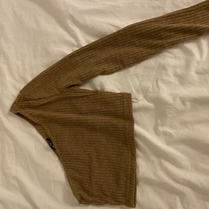 Off shoulder topp  - Storlek M passar även S, lite mindre i storleken 