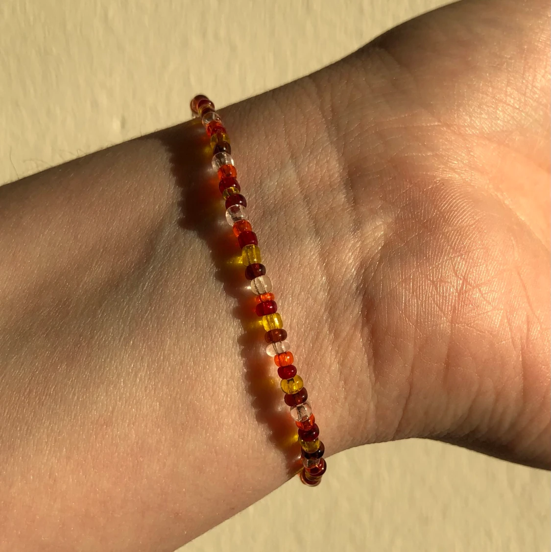 Armband med glaspärlor