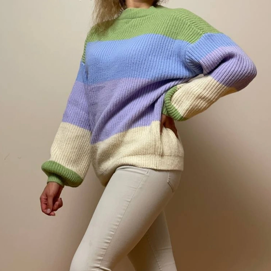 Stickad tröja  - 91