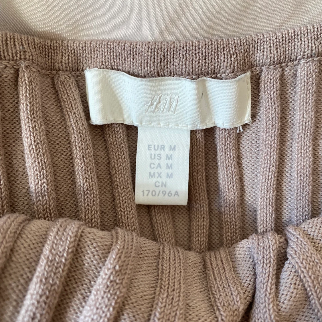 Stickribbad topp - 91