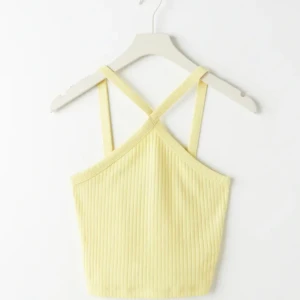 Gult linne - Säljer detta linne i storlek s💛 linnet är aldrig använt och därav säljs det