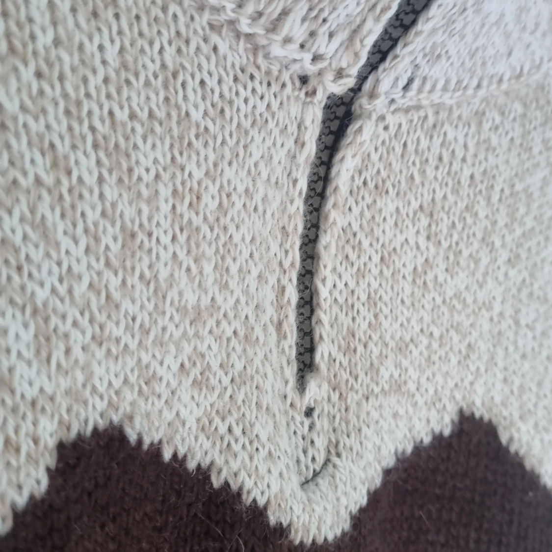 Snygg pollostivkad tröja! (Oandvänd) - 90