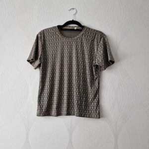 Troja - Grön/grå troja