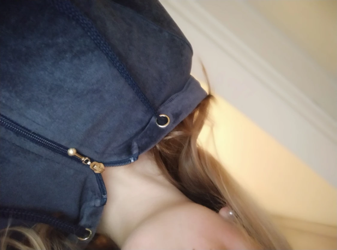 Mörkblå tröja med dragkedja  - 90