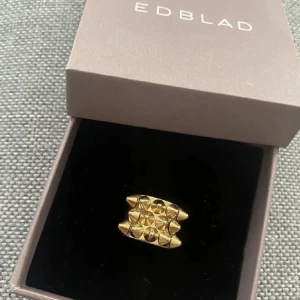 Edblad ring guld - Säljer denna fina Edblad ringen i guld nypris 399kr säljer för 250kr💕