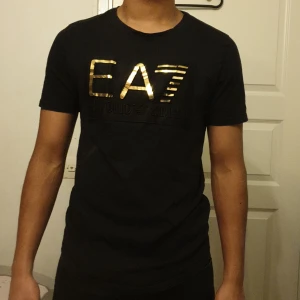 Ea7 tröja - Bra skick 