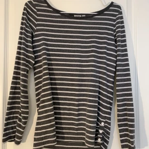 Randig tröja  - Superskön! Från Esprit