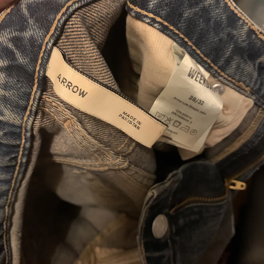 Köpte för några månader sen för 500 kr, kommer knappt till användning. Är 168 cm lång.. Jeans & Byxor.