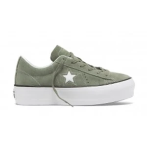 One star converse - Bra skick. Sjukt coola och jätte snygga. Nypris (ca) 800kr