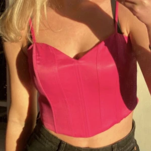 Topp - Helt nu korsett topp från Zara❤️