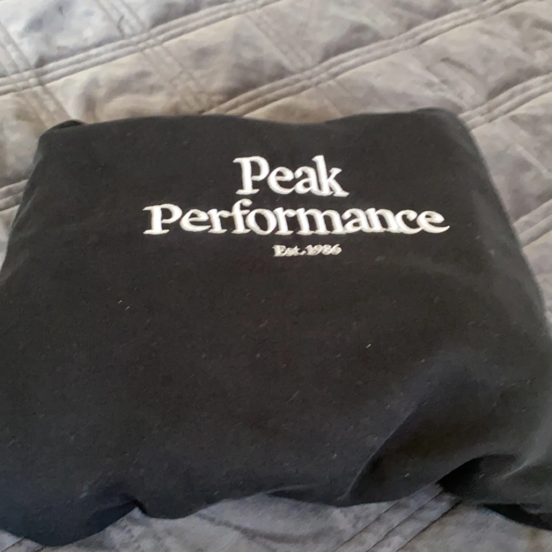 Peak performance hoodie - 91