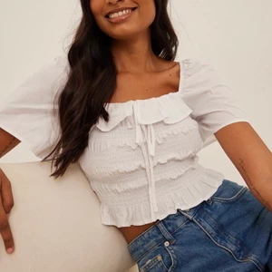 Topp nakd  - En söt topp ifrån nakd. Använd fåtal gånger ❣️