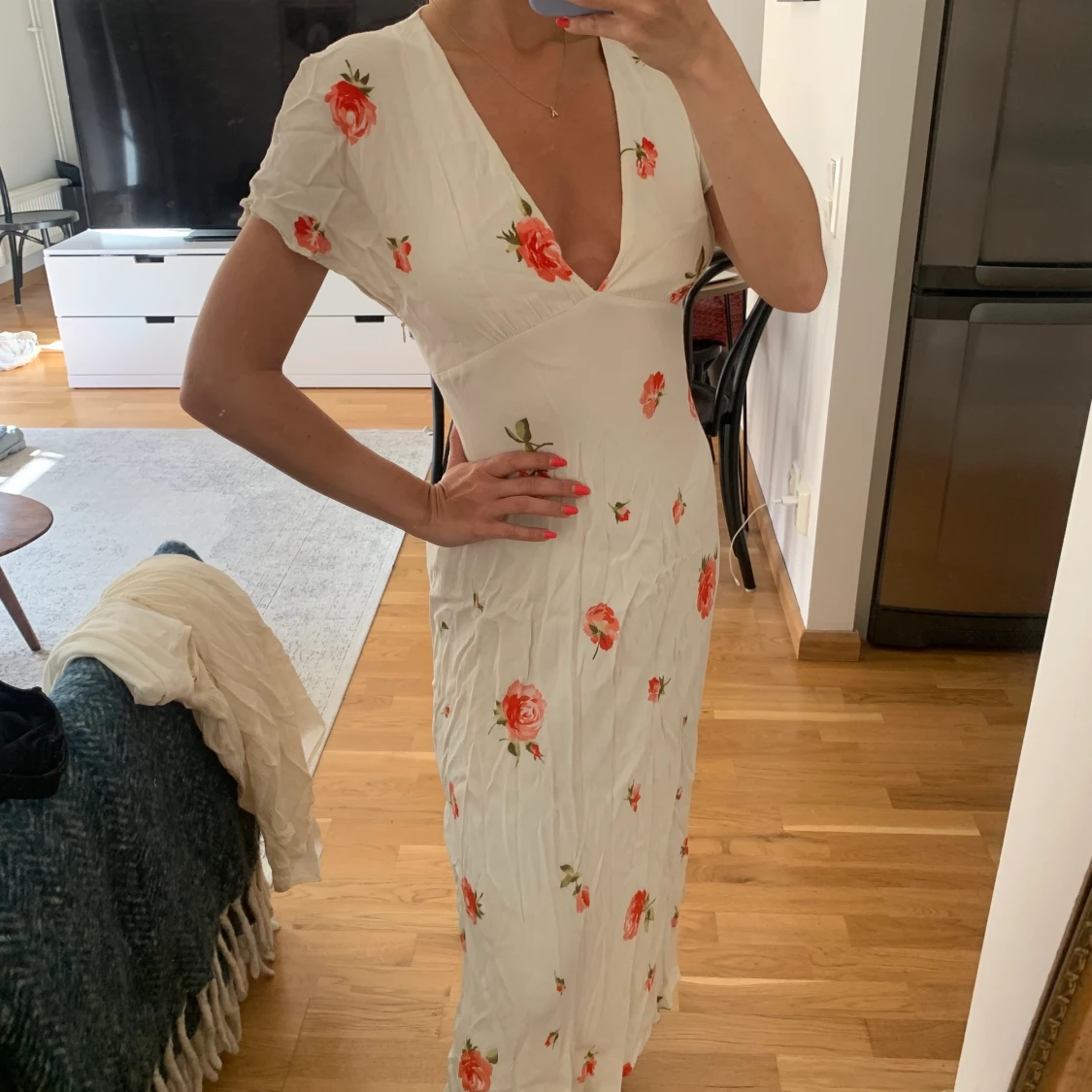 Blommig långklänning från zara. Strl S - 90